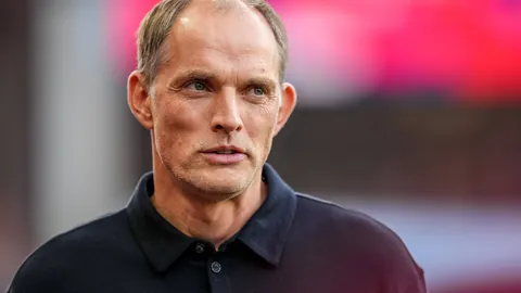 “羽毛球年终总决赛：台北金牌组合告别战，李洋退役，王齊麟含泪离别”